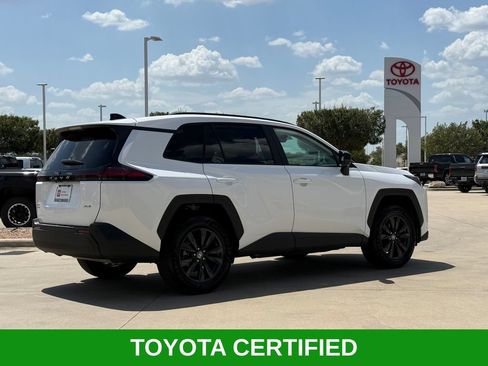 Used 2026 Toyota RAV4 XLE Premium w/ Weather Package AWD/4WD image 4