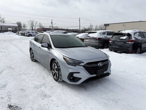 Used 2025 Subaru Legacy Premium image 4