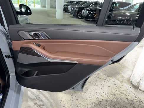 New 2026 BMW X7 xDrive40i w/ M Sport Package image 10