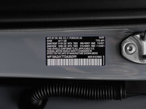 Certified 2026 Porsche Cayenne Coupe AWD/4WD image 44