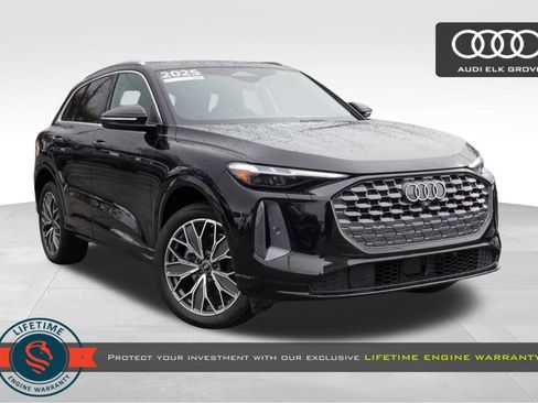 Used 2025 Audi Q5 Premium Plus w/ Premium Plus image 1