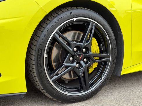 Used 2021 Chevrolet Corvette Stingray Preferred Cpe w/ Z51 Performance Package image 29