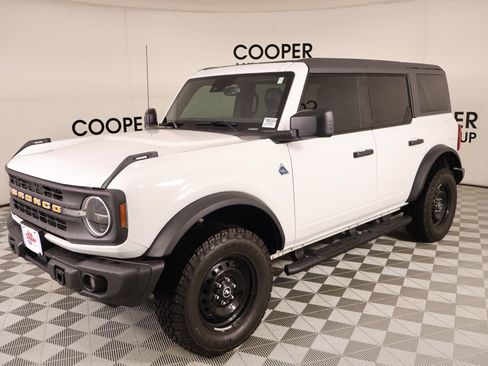 Certified 2023 Ford Bronco Black Diamond AWD/4WD image 11