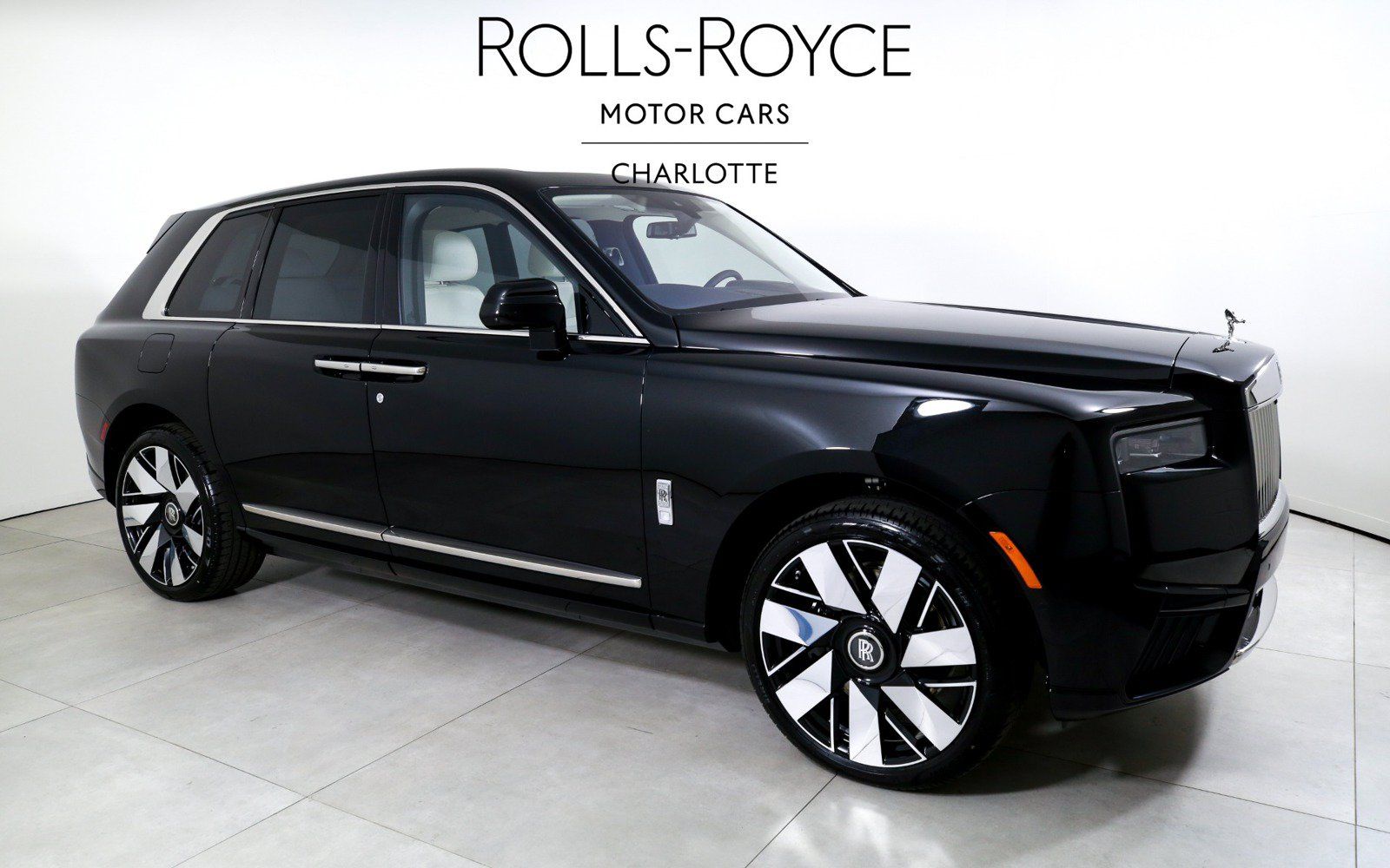 New 2026 Rolls-Royce Cullinan AWD/4WD image 5