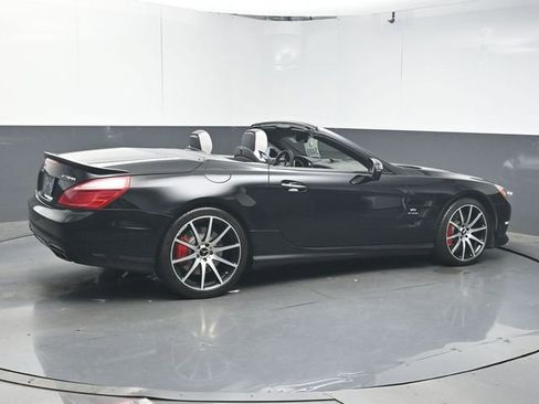 Used 2015 Mercedes-Benz SL 63 AMG image 8