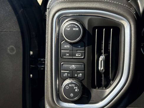 Used 2022 Chevrolet Silverado 1500 LT image 30