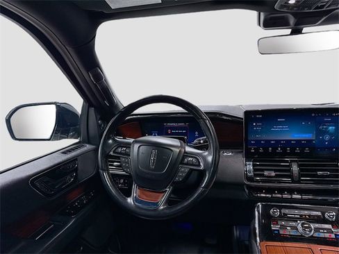 Used 2022 Lincoln Navigator L Reserve image 29
