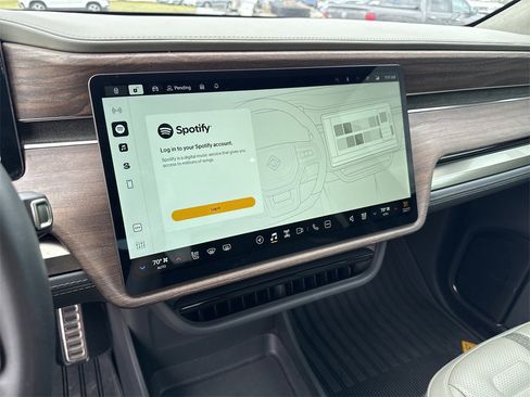 Used 2022 Rivian R1T Launch Edition image 19