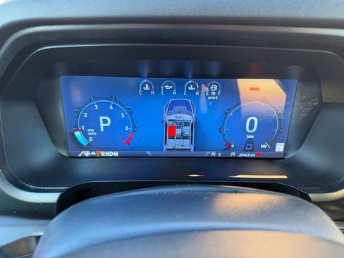Used 2025 Ford F150 Raptor AWD/4WD image 9