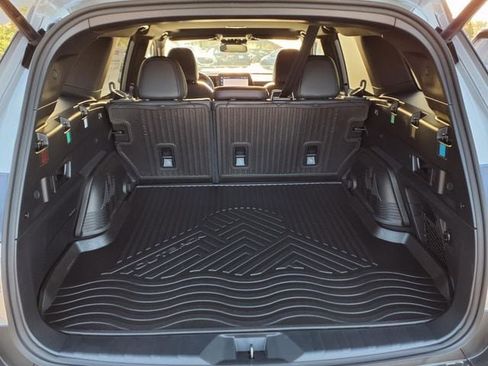New 2026 Subaru Outback Limited AWD/4WD image 9