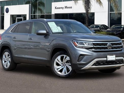 Used 2021 Volkswagen Atlas Cross Sport SEL AWD/4WD image 2