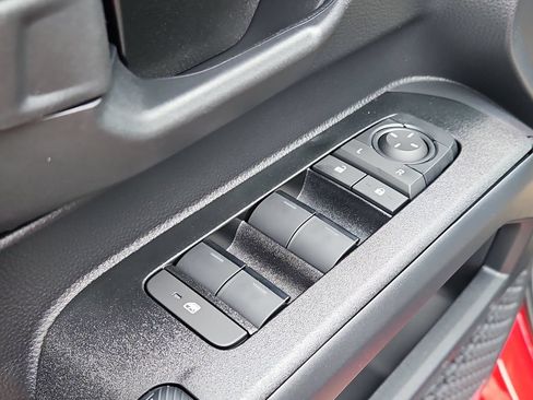 New 2026 Toyota 4Runner SR5 AWD/4WD image 15