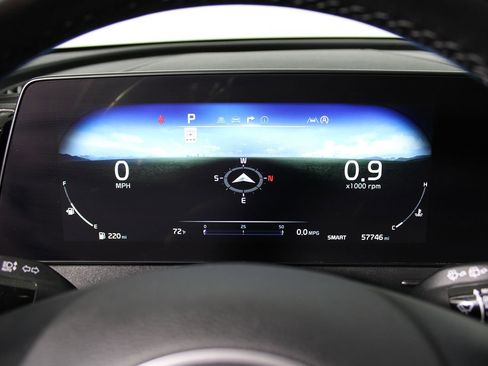 Used 2023 Kia Sportage SX image 8