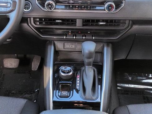 Used 2024 Chevrolet Colorado Trail Boss w/ Advanced Trailering Package AWD/4WD image 18