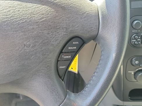Used 2005 Dodge Grand Caravan SXT FWD image 15