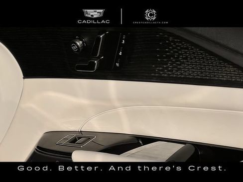 Used 2023 Cadillac Lyriq 2WD image 23