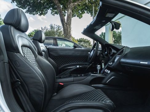 Used 2015 Audi R8 V10 image 22