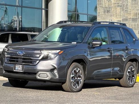 Used 2026 Subaru Forester Premium AWD/4WD image 9