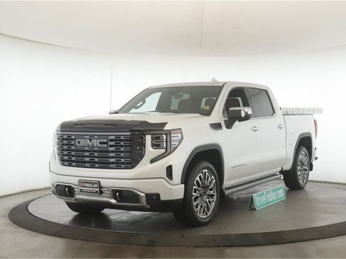Used 2025 GMC Sierra 1500 Denali Ultimate image 10