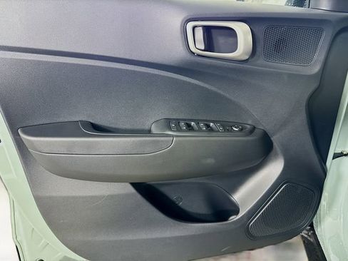 New 2026 Hyundai Venue SE image 12