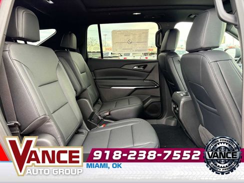 New 2026 Chevrolet Traverse LT w/ Sun and Wheel Package image 18