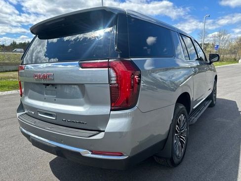 Used 2025 GMC Yukon XL Elevation AWD/4WD image 5