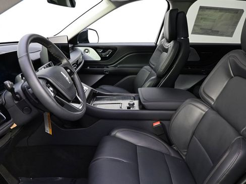 New 2026 Lincoln Aviator Reserve AWD/4WD image 13