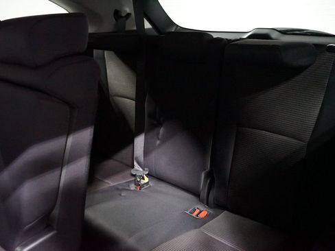 Used 2023 Toyota Highlander LE image 30