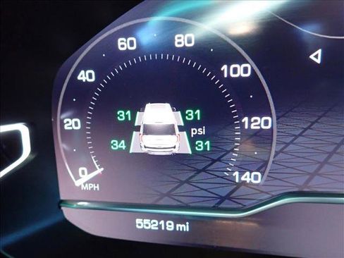 Used 2022 GMC Yukon XL Denali w/ Denali Premium Package image 26