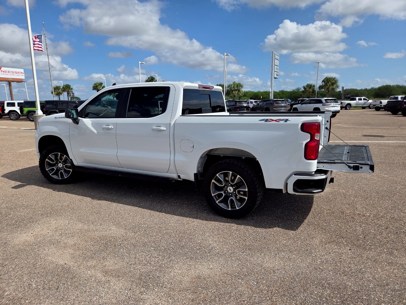 Used 2023 Chevrolet Silverado 1500 RST w/ All Star Edition Plus AWD/4WD image 6