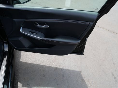 Used 2020 Nissan Sentra SR w/ Electronics Package FWD image 30