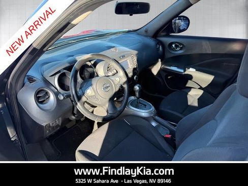 Used 2023 Subaru Forester Premium image 1