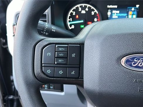 New 2026 Ford F350 XLT w/ Tremor Off-Road Package image 13