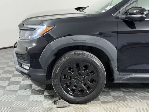 Used 2023 Honda Passport TrailSport image 11
