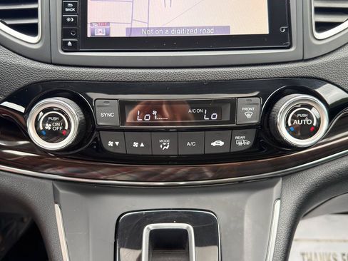 Used 2016 Honda CR-V Touring image 18
