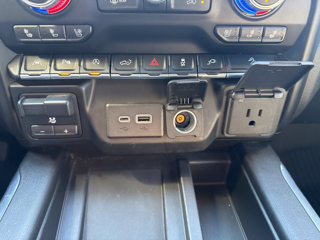 Used 2020 GMC Sierra 1500 AT4 w/ AT4 Premium Package AWD/4WD image 30