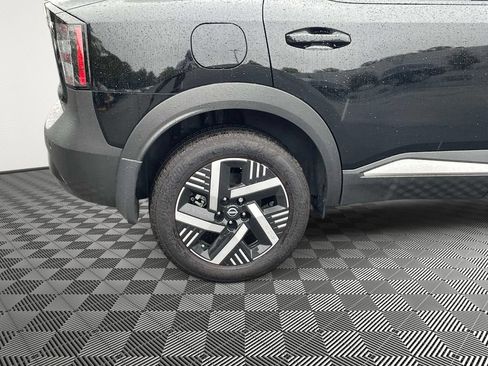 Used 2026 Nissan Kicks SV FWD image 7