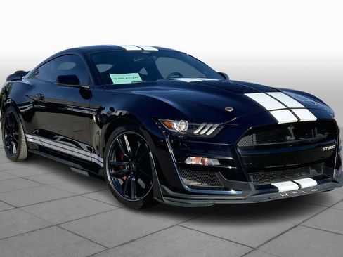 Used 2021 Ford Mustang Shelby GT500 w/ Technology Package image 3