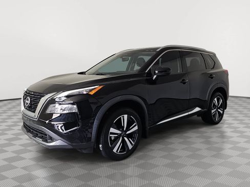 Certified 2022 Nissan Rogue SL w/ SL Premium Package FWD image 4