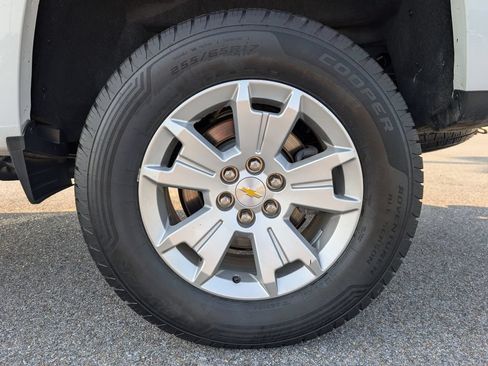 Used 2022 Chevrolet Colorado LT w/ Fleet Safety Package AWD/4WD image 30