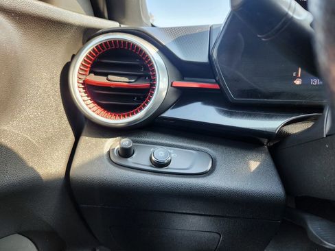 Certified 2024 Chevrolet Trax RS w/ Driver Confidence Package image 22