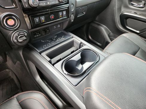 Used 2024 Nissan Titan PRO-4X w/ Pro-4x Convenience Package image 19