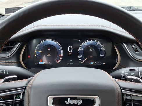 Used 2021 Jeep Grand Cherokee L Summit w/ Advanced Protech Group IV image 24