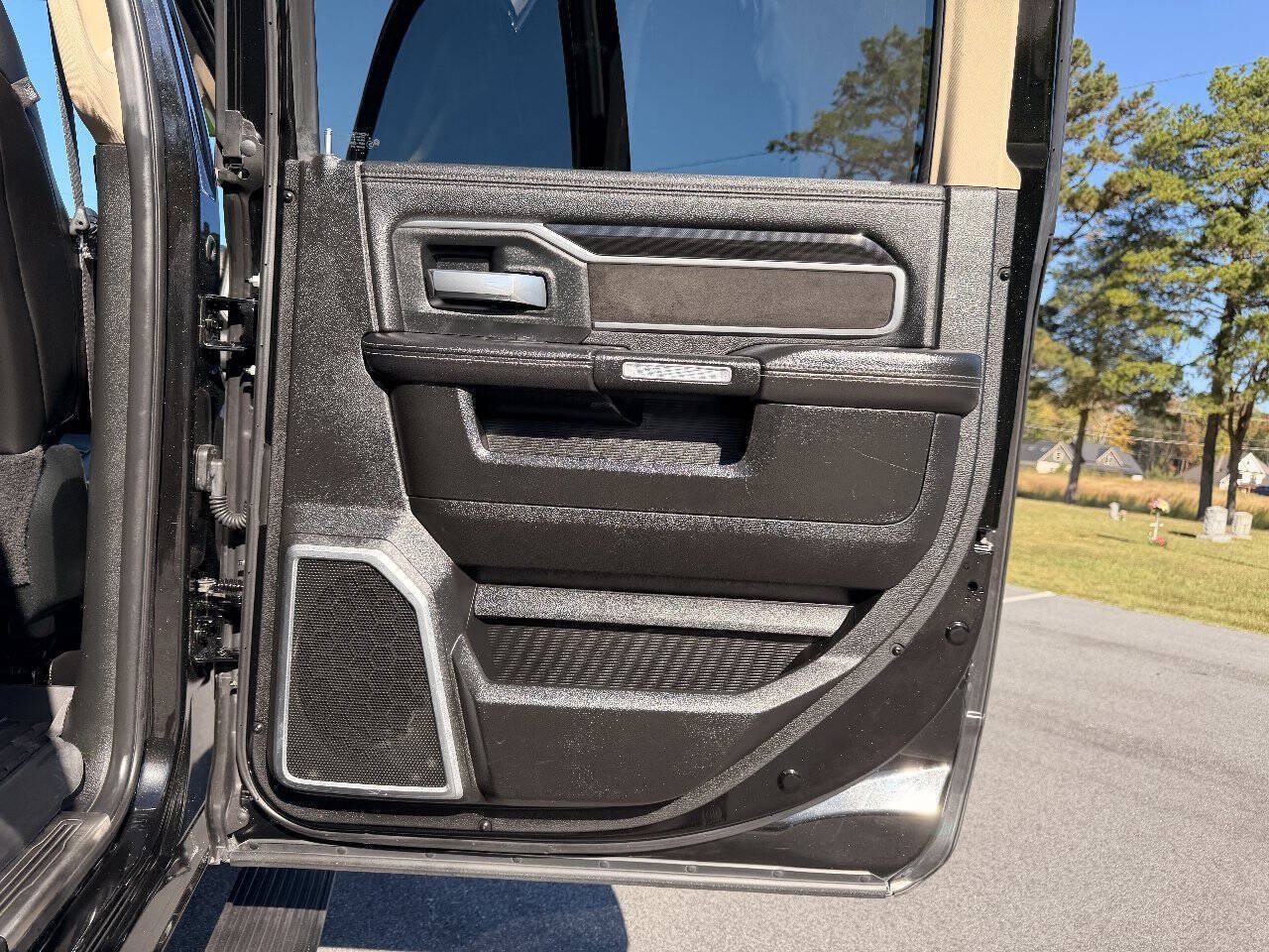 Used 2019 RAM 2500 Laramie AWD/4WD image 28