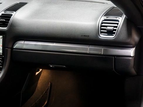 Used 2014 Porsche Cayman image 34