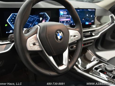 Used 2025 BMW X7 xDrive40i image 31