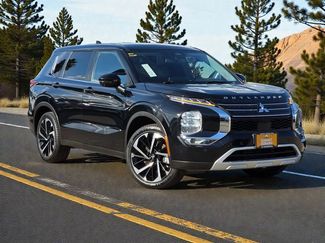 Used 2022 Mitsubishi Outlander SE video 2