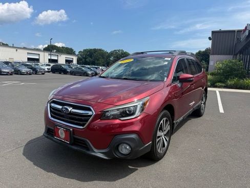 Used 2019 Subaru Outback 2.5i Limited AWD/4WD image 1