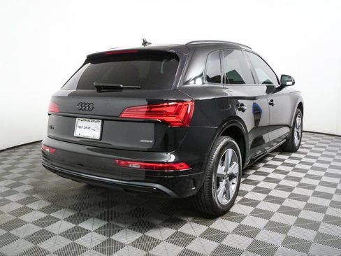 Used 2024 Audi Q5 2.0T Premium Plus w/ Premium Plus Package AWD/4WD image 3