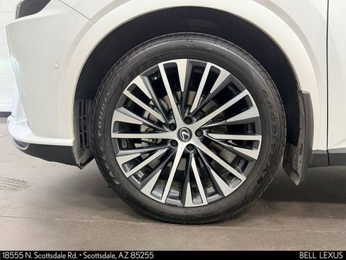 Used 2025 Lexus RX 350 w/ Convenience Package AWD/4WD image 10